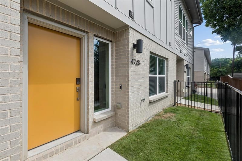 4728 Asher Place, Dallas TX 75204 - Photo 2