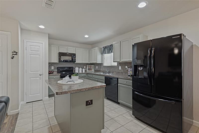 125 Abelia Drive, Fate TX 75189 - Photo 9