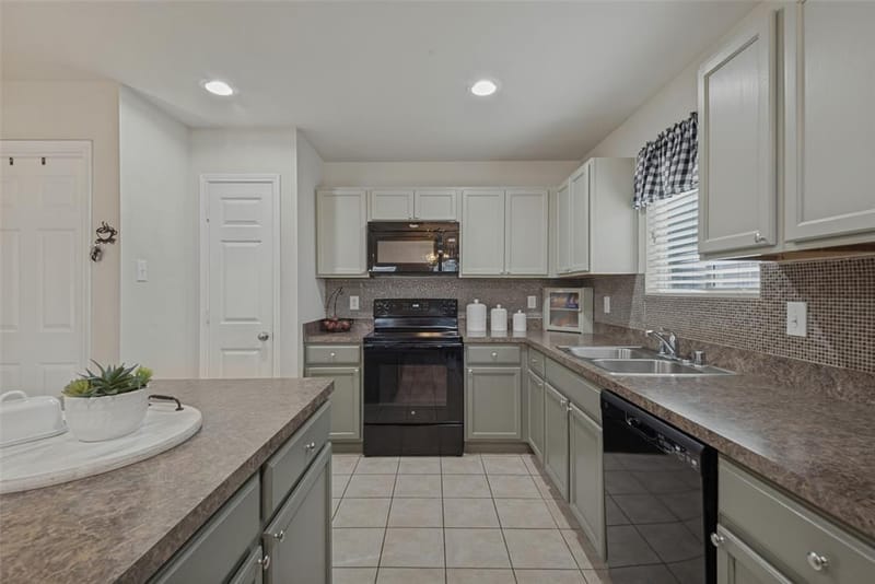 125 Abelia Drive, Fate TX 75189 - Photo 8