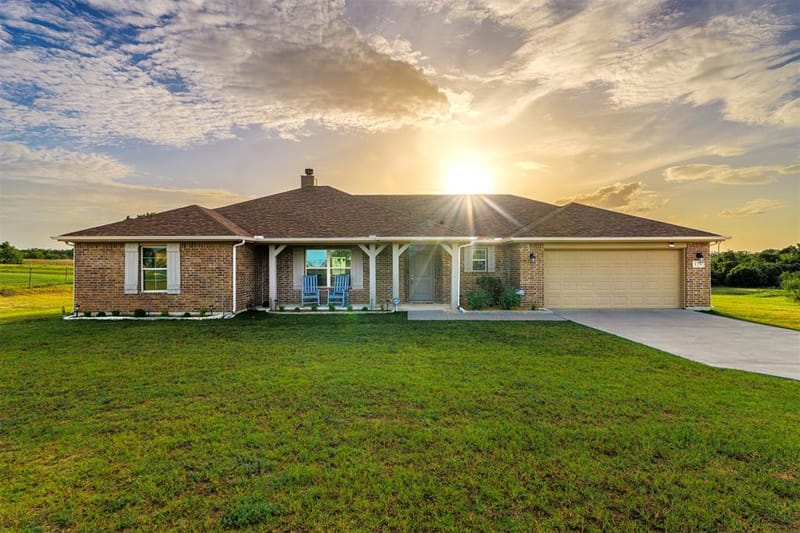 129 Springwood Ranch Loop, Springtown TX 76082