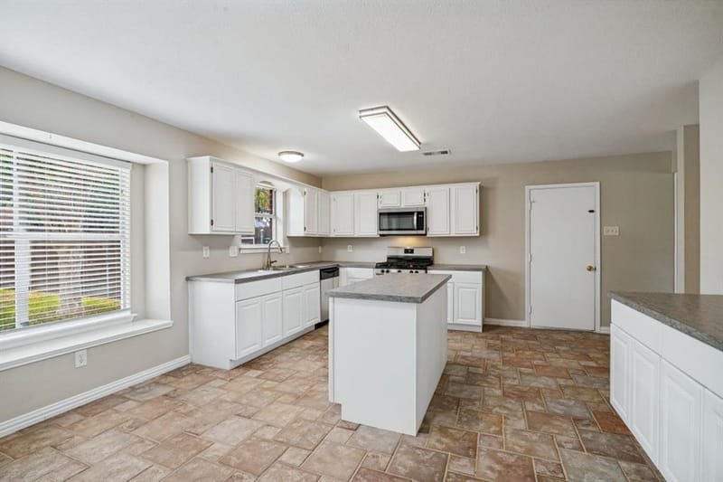 814 Foxwood Lane, Wylie TX 75098 - Photo 8