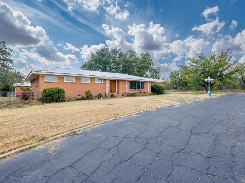 601 Garmon Drive, Early TX 76802 - Photo 3