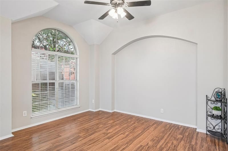 3901 Rolling Hills Drive, Plano TX 75025 - Photo 6