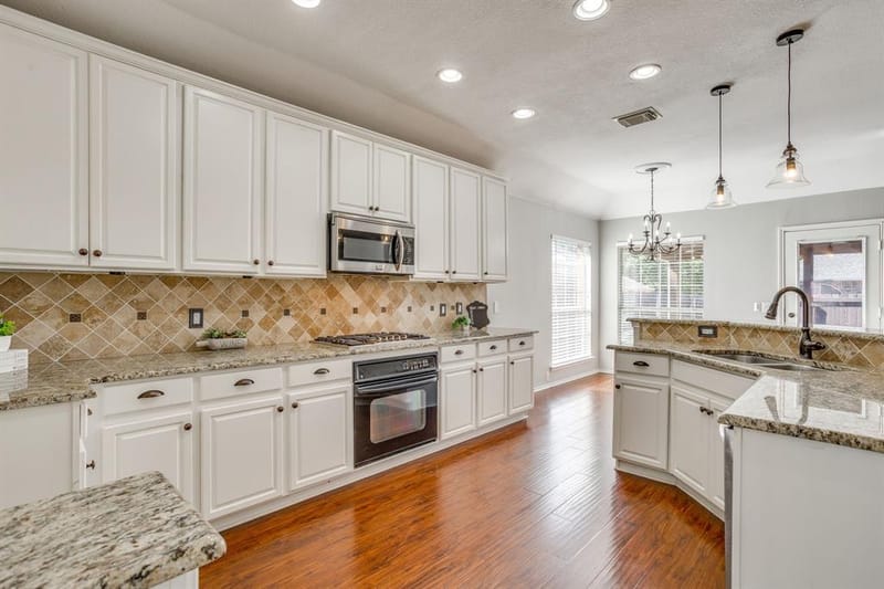 2907 Saint Maria Drive, Mansfield TX 76063 - Photo 13
