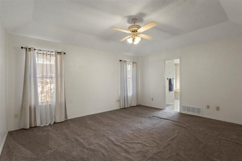 2108 Woodway Drive, Arlington TX 76017 - Photo 17
