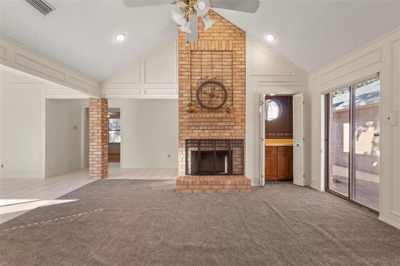 2108 Woodway Drive, Arlington TX 76017 - Photo 3