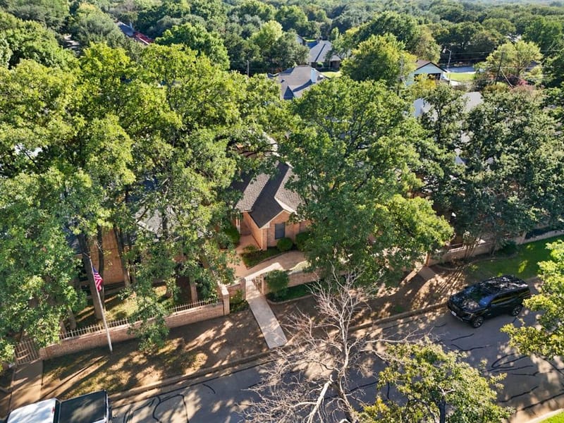 2108 Woodway Drive, Arlington TX 76017 - Photo 32