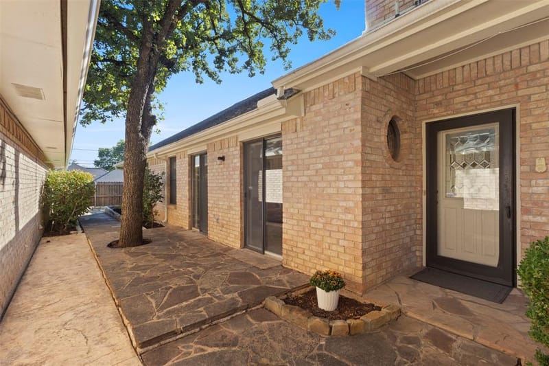 2108 Woodway Drive, Arlington TX 76017 - Photo 30