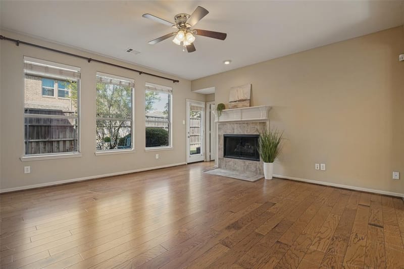 413 Royal Oak Drive, Murphy TX 75094 - Photo 5
