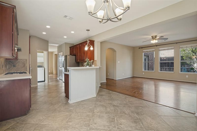 413 Royal Oak Drive, Murphy TX 75094 - Photo 10