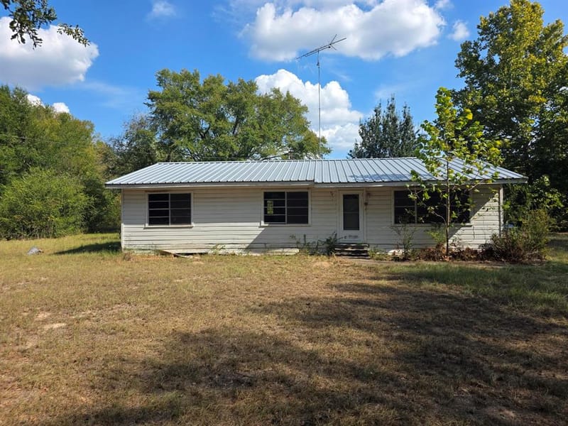 2329 S State Highway 37, Mineola TX 75773