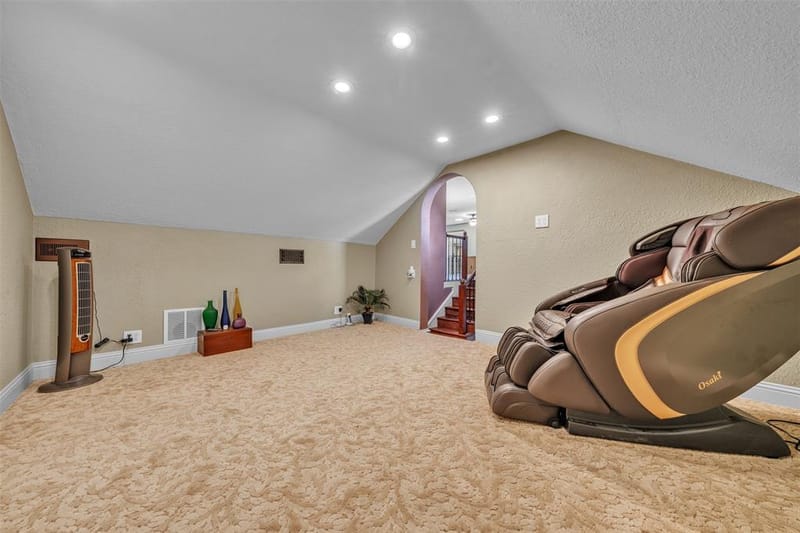 401 Canyon Creek Trail, Fort Worth TX 76112 - Photo 26