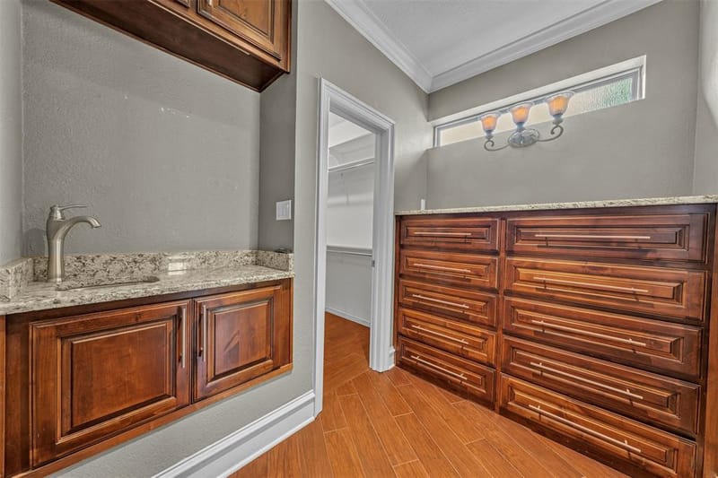 401 Canyon Creek Trail, Fort Worth TX 76112 - Photo 18