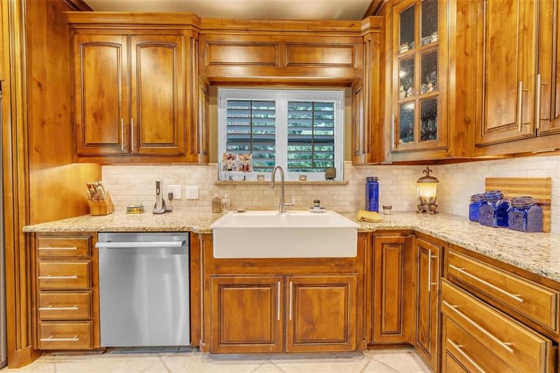 401 Canyon Creek Trail, Fort Worth TX 76112 - Photo 21