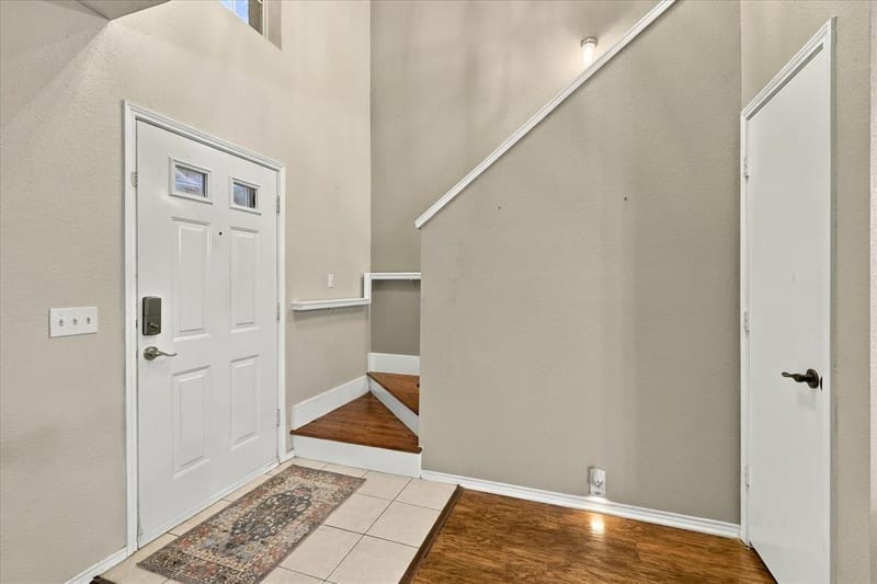 1424 Autumncrest Drive, Arlington TX 76002 - Photo 3