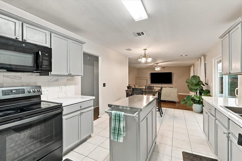 1424 Autumncrest Drive, Arlington TX 76002 - Photo 19