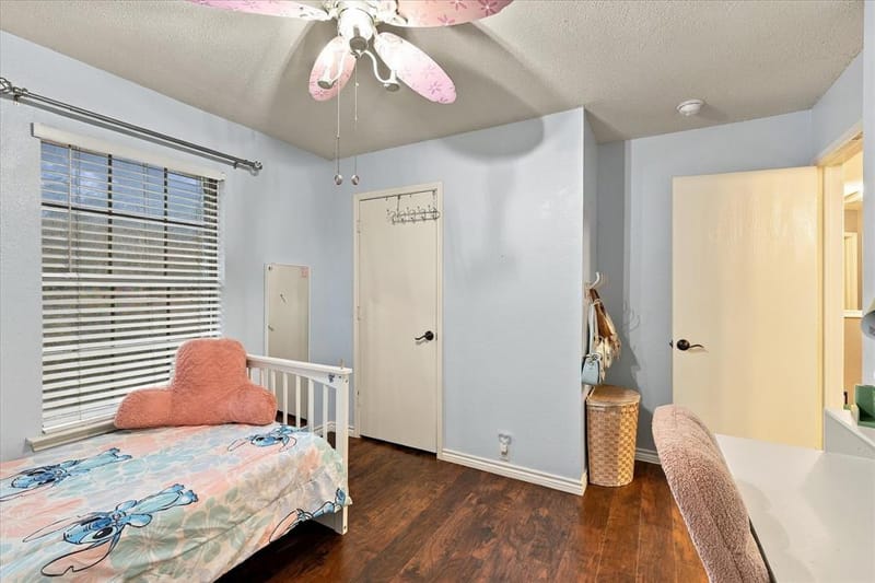 1424 Autumncrest Drive, Arlington TX 76002 - Photo 29