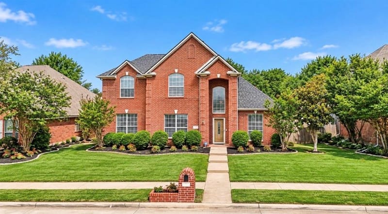 1808 Lacey Oak Lane, Keller TX 76248