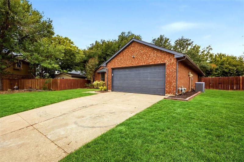 1405 Sedalia Court, Flower Mound TX 75028 - Photo 3