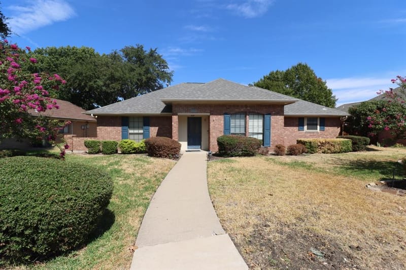 3709 Racquet Court, Plano TX 75023 - Photo 2