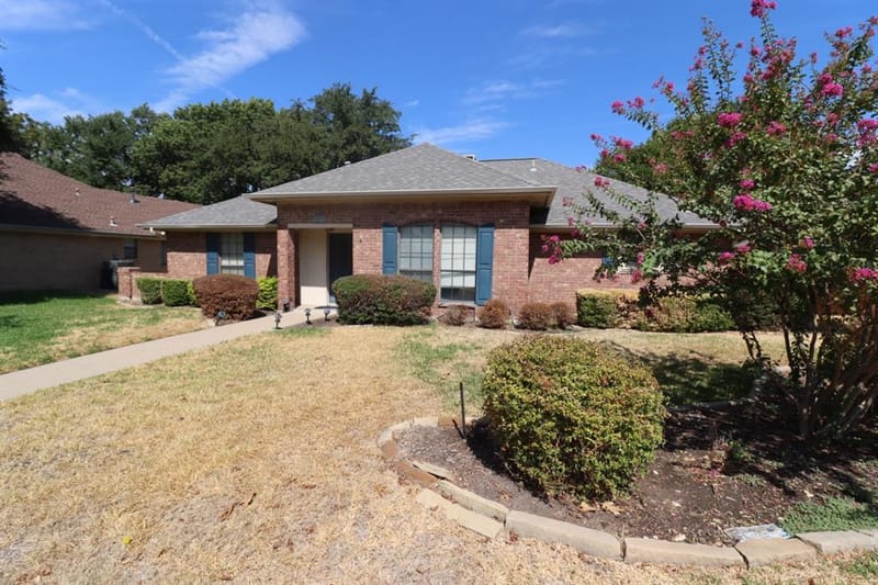3709 Racquet Court, Plano TX 75023 - Photo 3