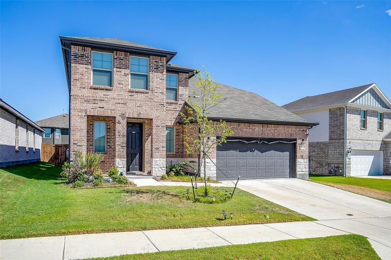 2921 Fox Trail Lane, Fort Worth TX 76108 - Photo 3