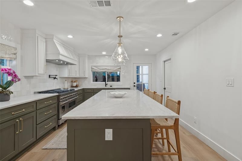 5931 Kenwood Avenue, Dallas TX 75206 - Photo 11