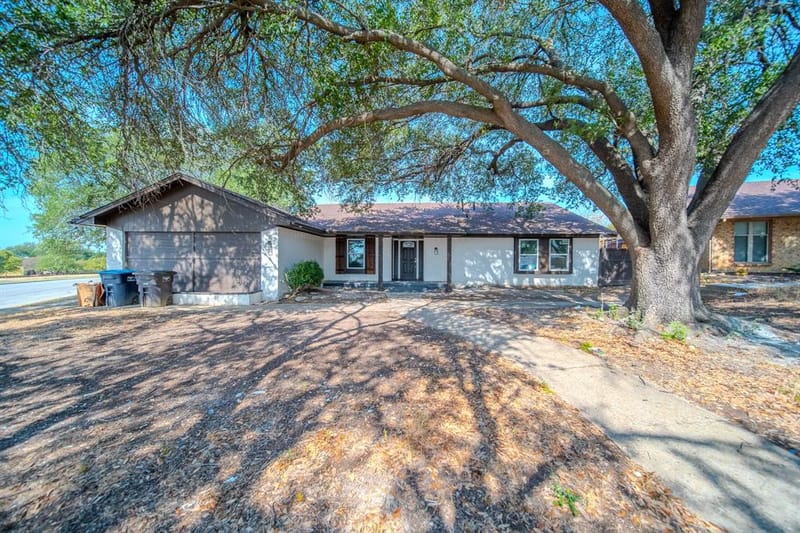 8820 S Normandale Street, Fort Worth TX 76116