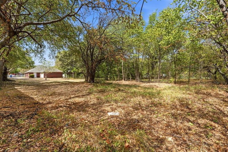 3102 Weisenberger Drive, Dallas TX 75212 - Photo 3