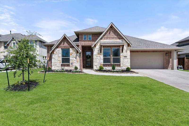 2406 Warrington Place, Mansfield TX 76084 - Photo 2