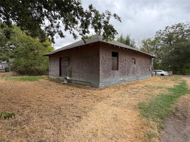 405 Charter Street, Whitesboro TX 76273 - Photo 6