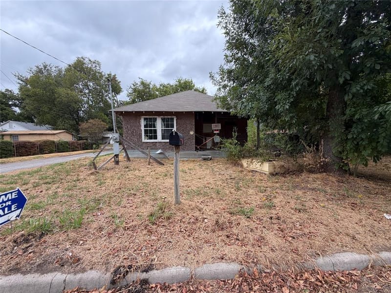 405 Charter Street, Whitesboro TX 76273 - Photo 3