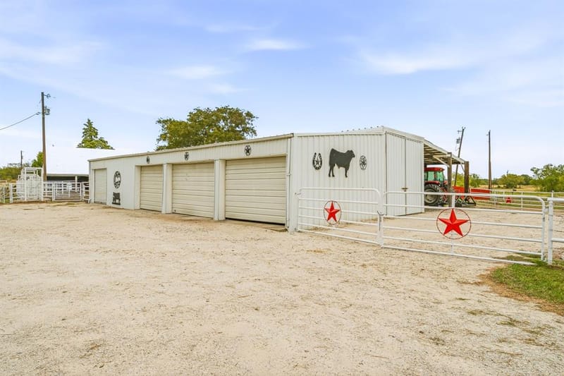 4703 Pure Country Lane, Aubrey TX 76227 - Photo 17