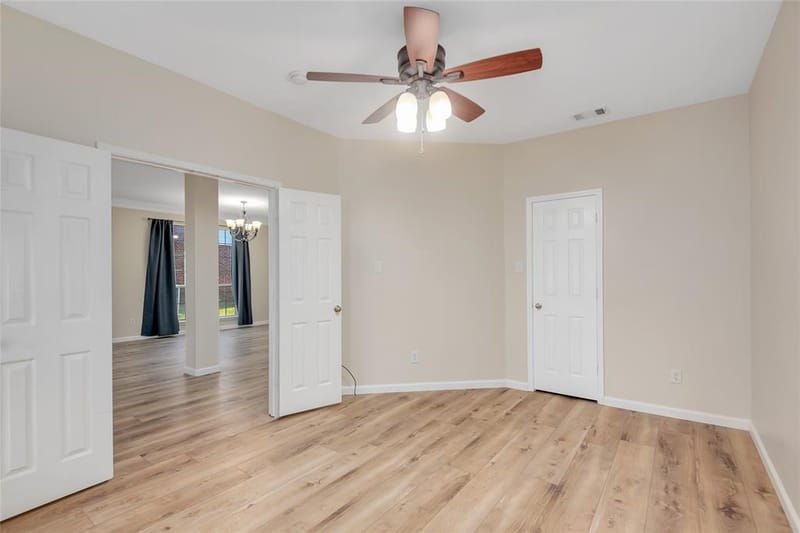 2319 Comanche Trail, Grand Prairie TX 75052 - Photo 9