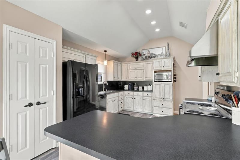 6036 Sundown Drive, Watauga TX 76148 - Photo 18