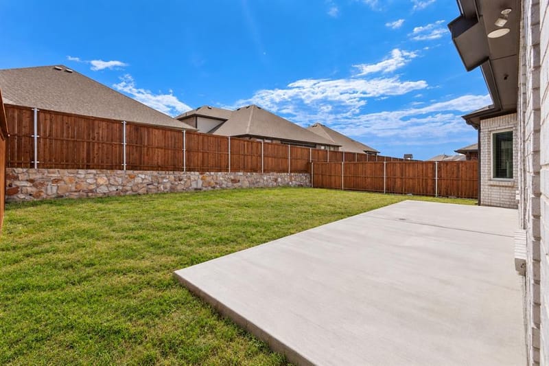 2434 Pebble Bank Lane, Midlothian TX 76065 - Photo 23