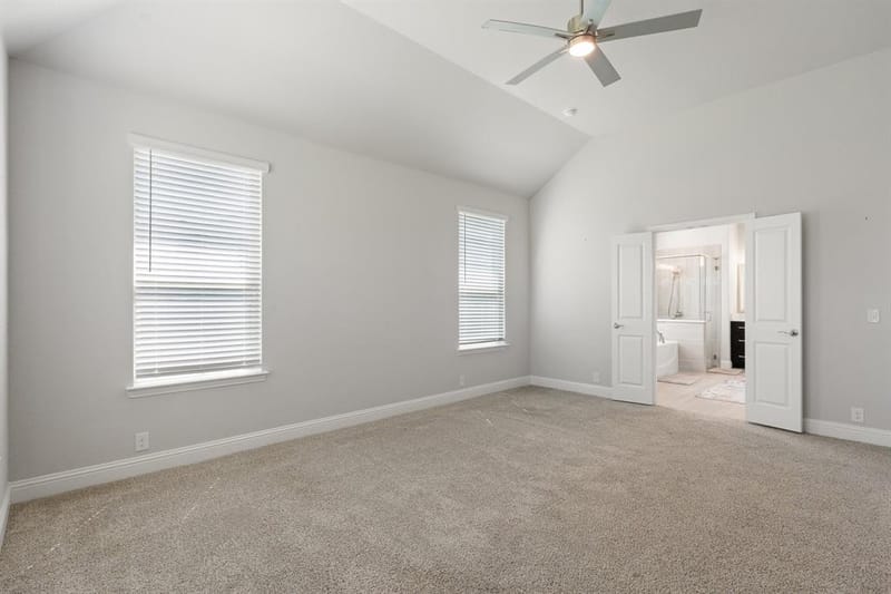 12516 Panther Creek Drive, Godley TX 76044 - Photo 16