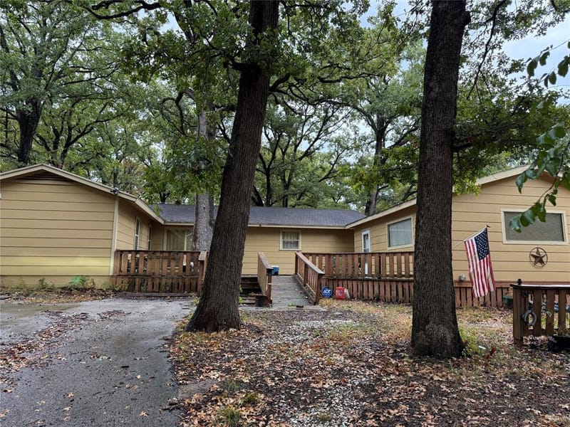 114 Los Arboles Street, Gun Barrel City TX 75156 - Photo 2
