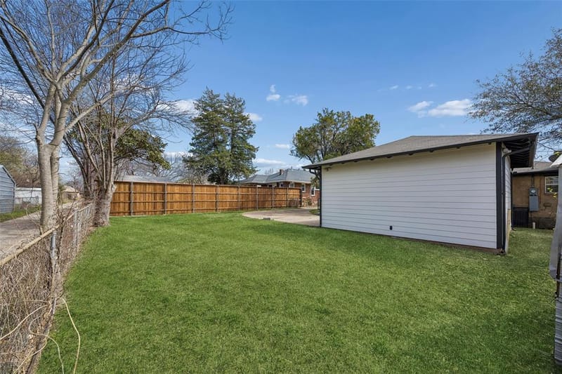 3335 Burlingdell Avenue, Dallas TX 75211 - Photo 23
