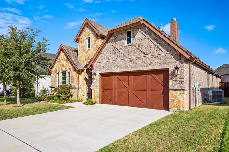 5120 Cantle Court, Fort Worth TX 76036 - Photo 2