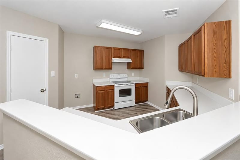 625 Horn Street, Crowley TX 76036 - Photo 13