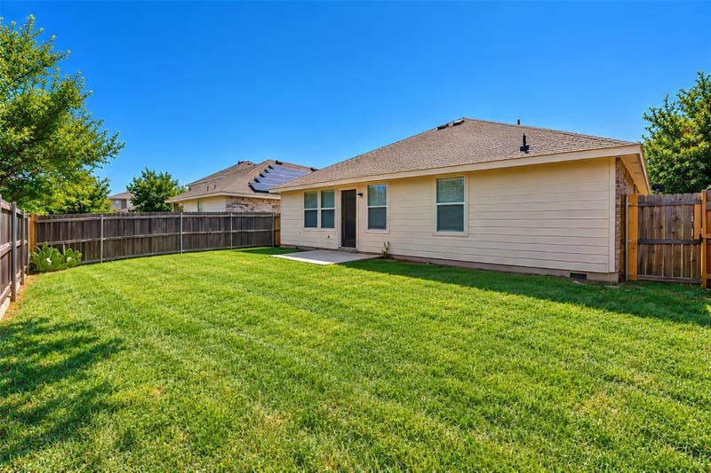 625 Horn Street, Crowley TX 76036 - Photo 30