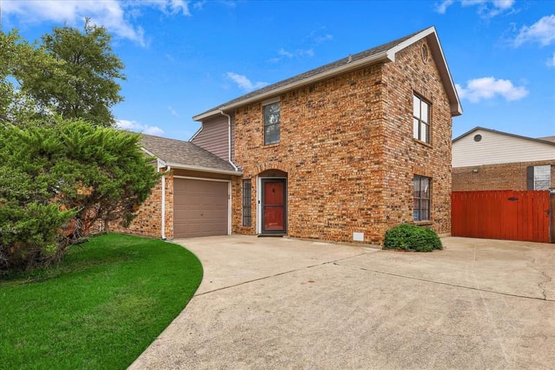 3136 Harbinger Lane, Dallas TX 75287