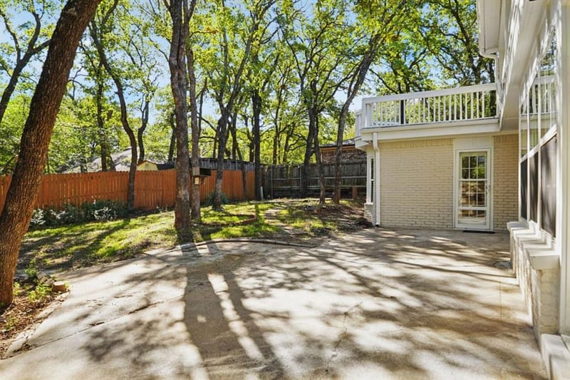 2872 Hurstview Drive, Hurst TX 76054 - Photo 36