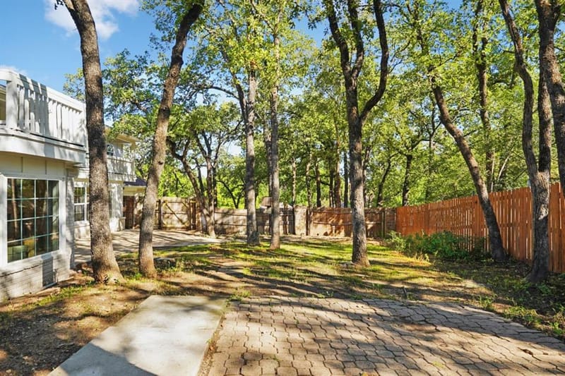 2872 Hurstview Drive, Hurst TX 76054 - Photo 37