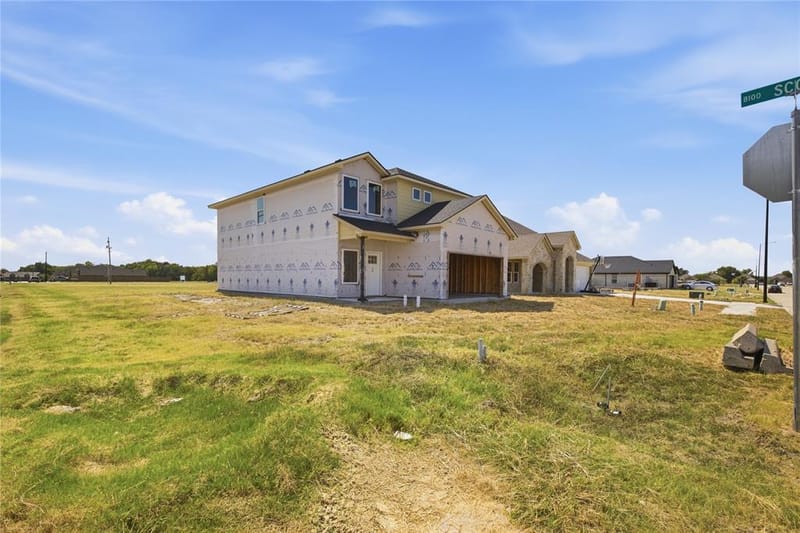 601 Greyson Lane, Greenville TX 75402