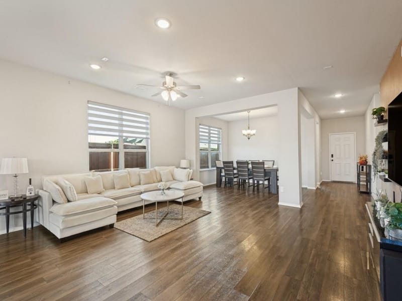 3825 S Courtney Court, Heartland TX 75126 - Photo 5