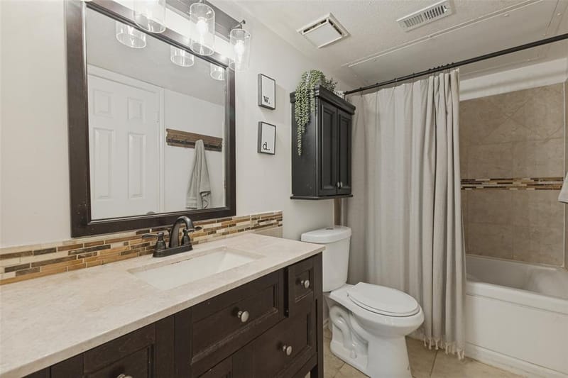 2715 Harbinger Lane, Dallas TX 75287 - Photo 15