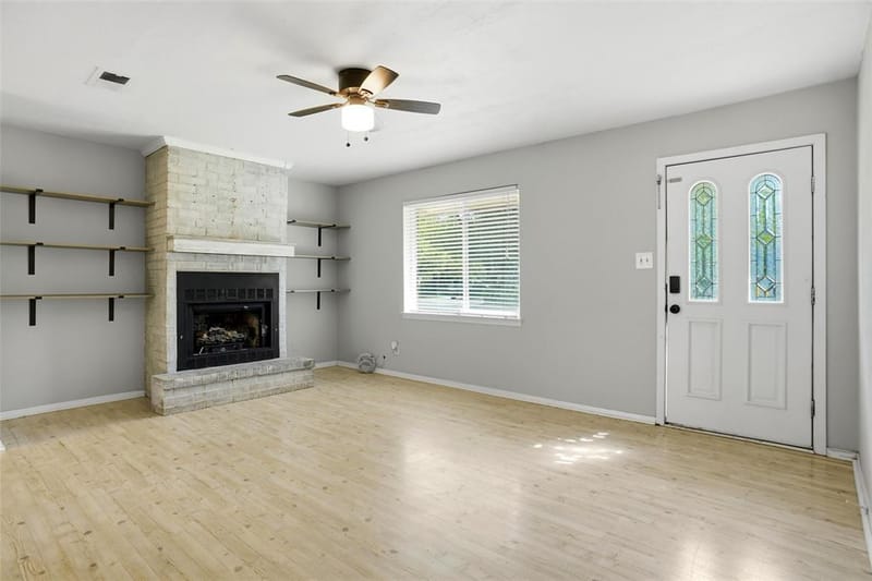 803 S 1st Street, Sanger TX 76266 - Photo 4
