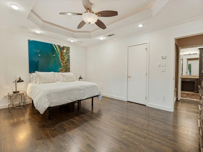 10314 Sherbrook Lane, Dallas TX 75229 - Photo 15